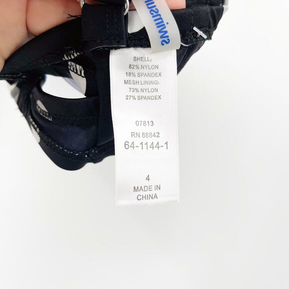 SWIMSUITS FOR ALL Polka Dot Underwire Bikini Top - Picture 2 of 4